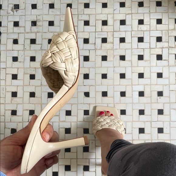 Marc Fisher Squared Toe Leather Braided Tan Heel Sandals - Picture 2 of 9